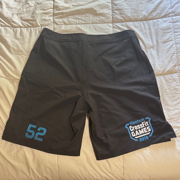 Reebok Graphite Training Shorts - Picture 2 of 2
